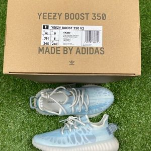 New with box adidas yeezy 350 v2 monoice men’s size 6.5 or women’s 7.5